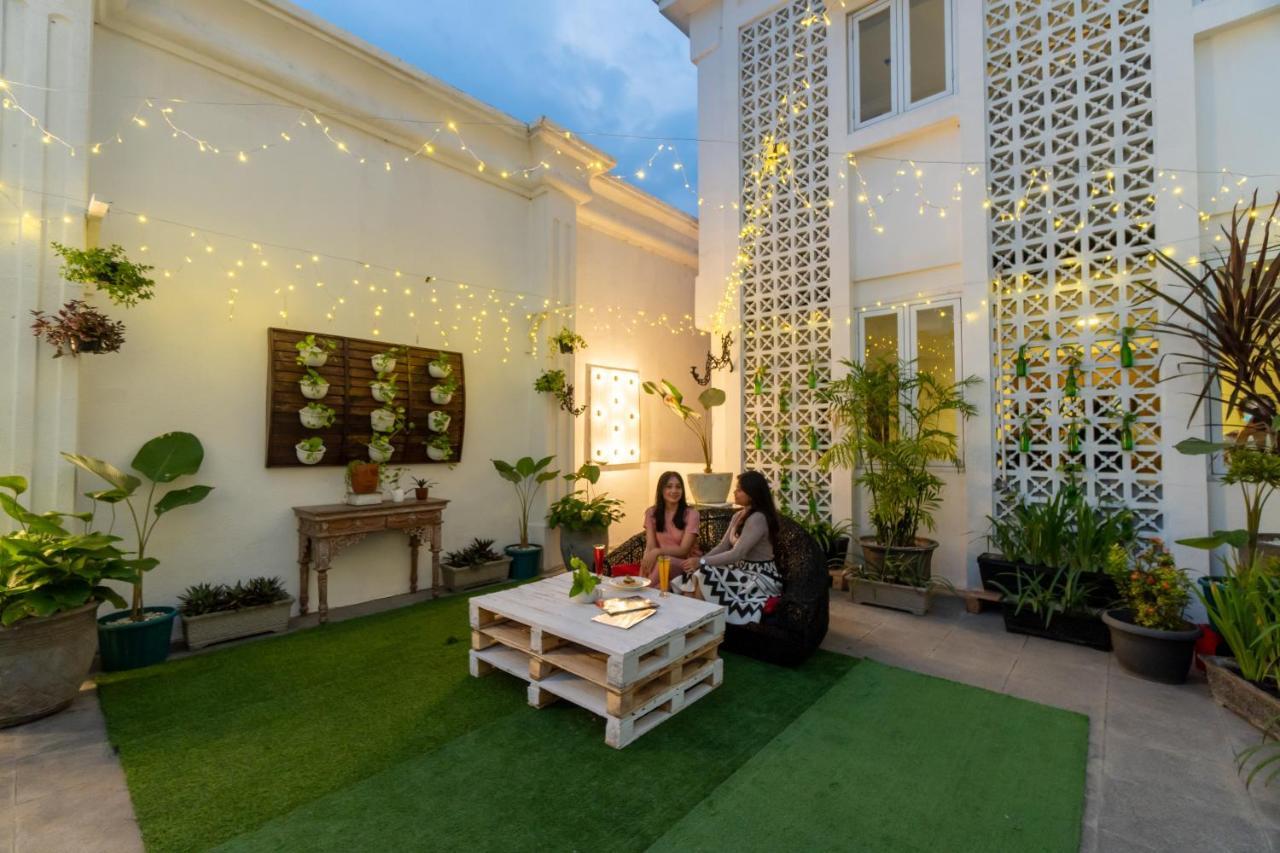 D'Senopati Malioboro Grand Hotel Yogyakarta Exterior photo